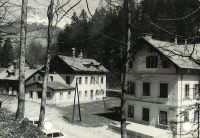 02 - Getrennte Gebäude 02 - Getrennte Gebäude